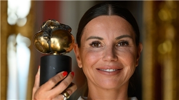 Teresa Enke hatte 2010 unter anderem gemeinsam mit dem DFB die Robert-Enke-Stiftung gegründet, nachdem sich ihr Mann im November 2009 in einer Depression das Leben genommen hatte.