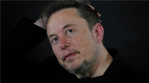 Elon Musk trifft Chinas Premier Li Qiang zu Gesprächen Tesla-Chef Elon Musk führt in Peking Gespräche. China ist der zweitwichtigste Absatzmarkt für den Elektroautohersteller.