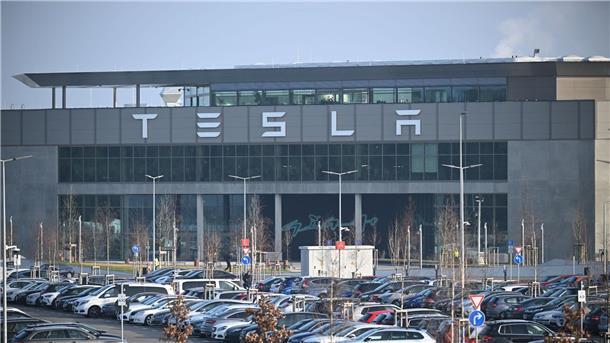 Tesla wendet sich gegen einen Tarifvertrag.