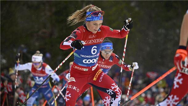 Schwerstarbeit für Langläuferinnen: WM-Gold an Karlsson Therese Johaug prägte die Spitzengruppe.