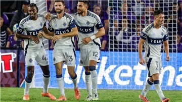Thomas Müller jubelt mit den Vancouver Whitecaps über seinen Treffer in der Nachspielzeit zum 2:1-Erfolg in Orlando.