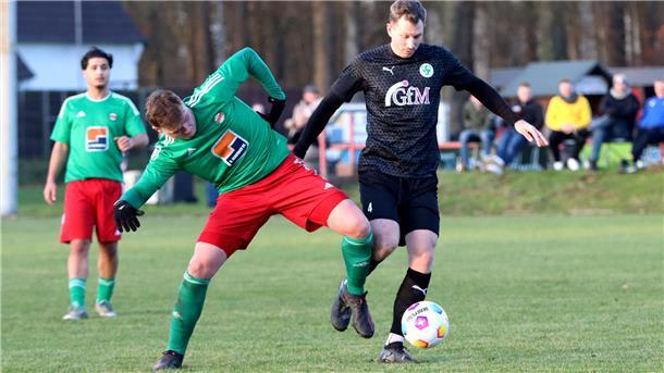 Tim Oerding (links) erzielte in der 84. Minute das 2:5 aus Sicht des BSC.
