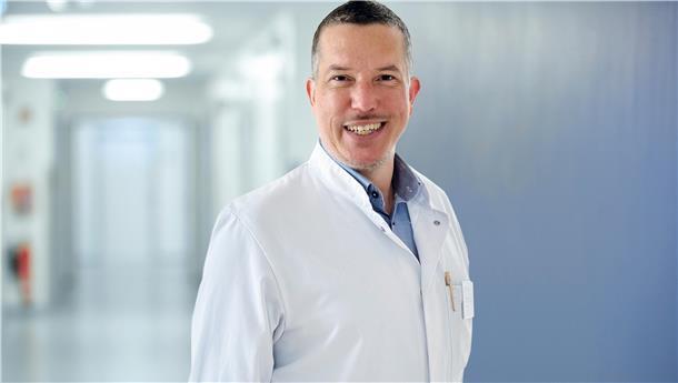 Tobias Hesse, Leiter des Brustkrebszentrums und Geschäftsführender Oberarzt im Diakonieklinikum.