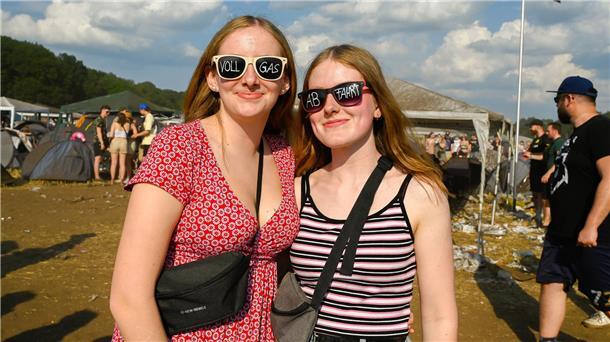 Tolle Stimmung auf und vor den Bühnen und auf den Zeltplätzen des Hurricane-Fest...