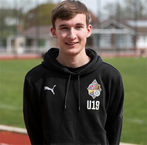 Zur neuen Saison wechselt der 22-jährige Peter Bolm zum Heeslinger SC Tom Bütefür