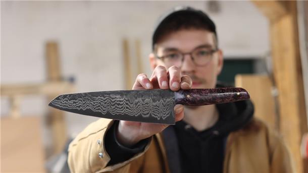 Richtig scharfe Teile: Dipshorner fertigte hochwertige Küchenmesser von Hand Tom Voß fertigt in seiner Werkstatt in Dipshorn Küchenmesser von Hand.