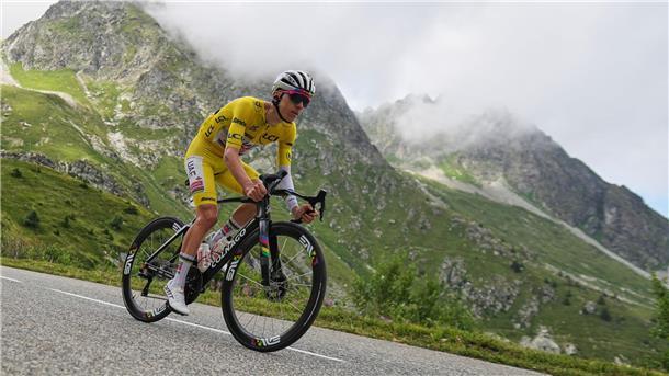 Tour-de-France-Sieger Tadej Pogacar geht als Favorit in das WM-Rennen in Ruanda.