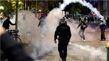 Tränengas in Paris – Frankreich vor landesweiten Protesten