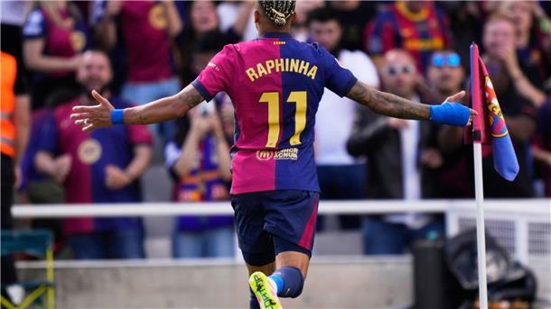 Nächstes Tor-Spektakel: Flick mit Barça vor Titelgewinn Traf zweimal für Barça: Raphinha