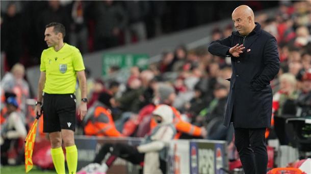 Trainer Arne Slot lobte Wirtz nach dem Spiel.