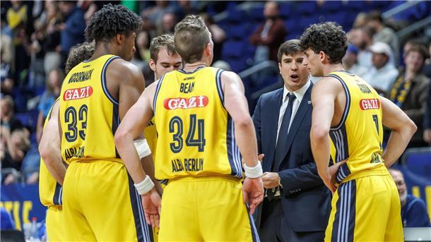 Trainer Calles führt sein Team doch noch in die Playoffs.