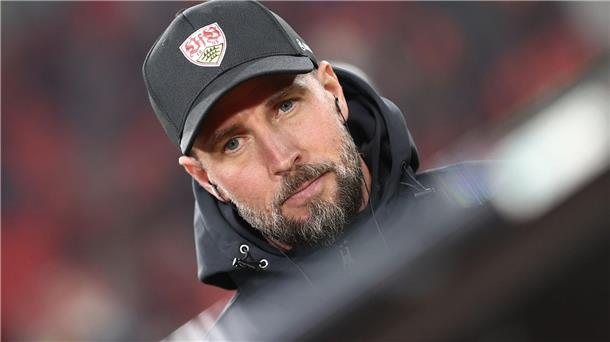 „Mit allen Wassern gewaschen“: Hoeneß warnt vor Atalanta Trainer Sebastian Hoeneß und der VfB Stuttgart treffen am Mittwoch auf Atalanta Bergamo.