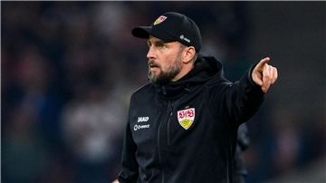 Trainer Sebastian Hoeneß vom VfB Stuttgart hat großen Respekt vor Atalanta Bergamo.