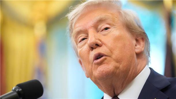 US-Richterin blockiert Entlassung von Notenbank-Vorständin Trump wollte Cook wegen angeblichen Hypothekenbetrugs ihres Amtes entheben.