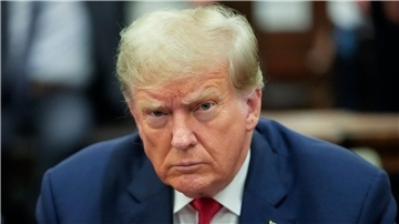 Trumps größter Erfolg dürfte sein, dass der bedeutsame Wahlbetrugs-Prozess gegen ihn in Washington mittlerweile auf der Kippe steht.