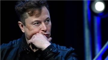 Twitter-Chef Elon Musk hat sich mit dem US-Radiosender NPR angelegt.