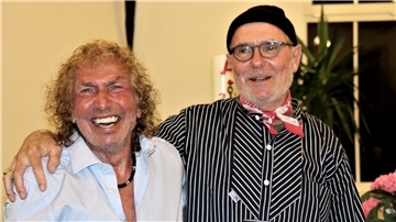 Udo Tölke und Klaus Turmann gestalteten den Abend mit Lyrik und Prosa vom Meer und der dazu passenden Musik. 