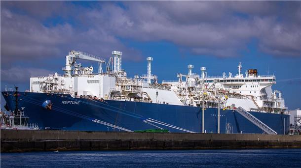 Deutsche Gasspeicher zu 75 Prozent gefüllt Über die deutschen LNG-Terminals kamen am Montag rund 15 Prozent der deutschen Gasimporte. (Archivbild)