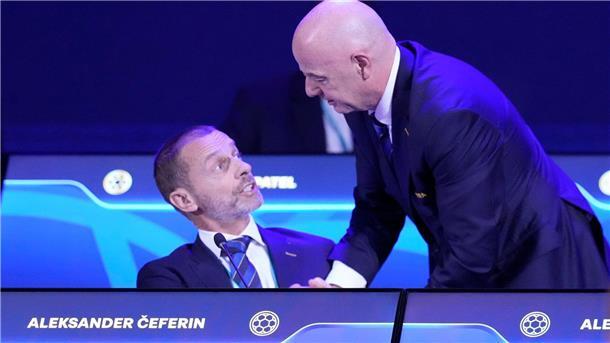 Nach UEFA-Boykott: Wie reagiert FIFA-Boss Infantino? UEFA-Chef Ceferin (l.) und FIFA-Boss Infantino haben Gesprächsbedarf.