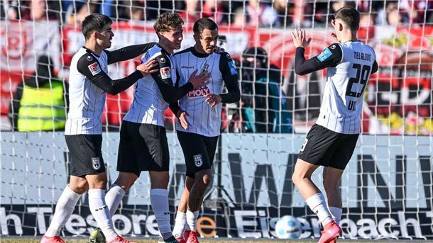 Ulm feiert: Der SSV beendete eine Serie von elf Spielen ohne Sieg.