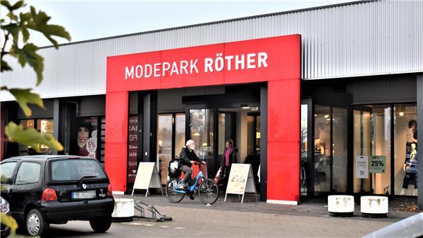 Um die Ansiedlung des Modeparks Röther im Spadener Gewerbegebiet gab es vor ein paar Jahren heftigen Streit zwischen Bremerhaven und Schiffdorf.