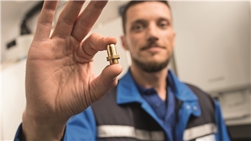 Um eine Gasheizung auf H-Gas umzurüsten, muss häufig die Brennerdüse getauscht werden.