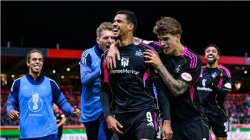 Der Knipser ist zurück: Hamburgs Glatzel erlebt kuriose Tage Umjubelter Siegtorschütze: Hamburgs Robert Glatzel.