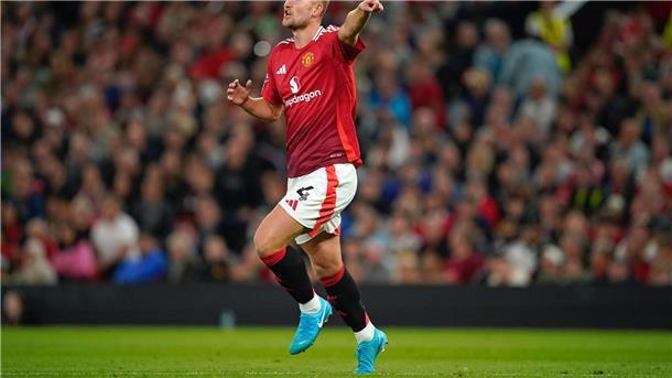 Kompany zur Causa de Ligt: „Wäre so blöd von mir“ United- statt Bayern-Trikot: Matthijs de Ligt.