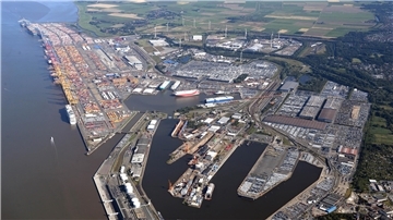 Blick auf den Hafen