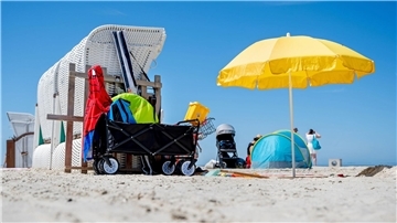 Unter Touristikern beschreibt die Wortneuschöpfung „Coolcation“ ein Reiseverhalten, bei dem Urlauber bewusst kühlere Ferienregionen ohne Hitzerisiko aufsuchen. (Archivbild) 
