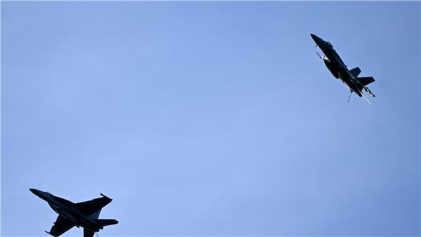 US-Flugzeugträger zu Nato-Übung in der Nordsee US-Flugzeugträger zu Nato-Übung in der Nordsee
