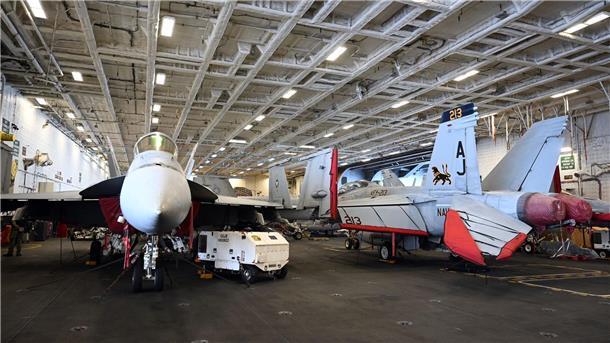 US-Flugzeugträger zu Nato-Übung in der Nordsee US-Flugzeugträger zu Nato-Übung in der Nordsee