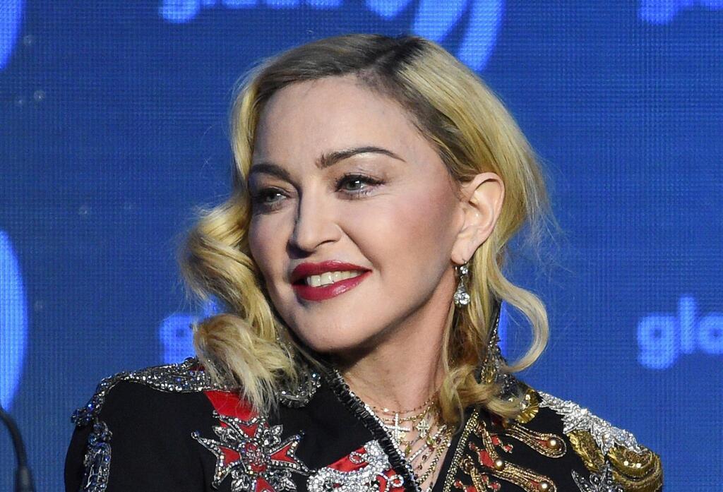 US-Pop-Star Madonna gilt mit rund 330 Millionen verkauften Tonträgern als kommerziell erfolgreichste Sängerin überhaupt.