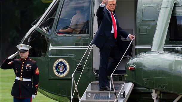 US-Präsident Donald Trump flog zum Finale der US Open nach New York.
