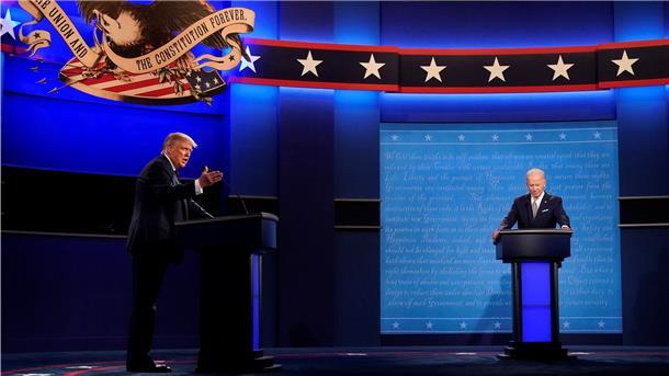 Schlammschlacht im Sandkasten US-Präsident Donald Trump und Herausforderer Joe Biden lieferten sich eine TV-Debatte, die viele Zuschauer abstieß.