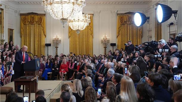 US-Präsident Donald Trump will Transmenschen von der Teilnahme am Frauensport ausschließen