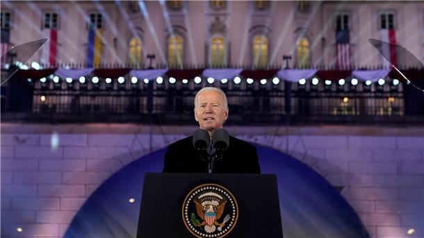 US-Präsident Joe Biden könnte bei einer Kandidatur für 2024 eine parteiinterne Konkurrentin bekommen.