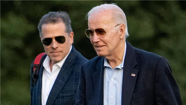 Der Sohn als Wahlkampf-Ballast: Anklage gegen Hunter Biden US-Präsident Joe Biden mit seinem Sohn Hunter in Washington.