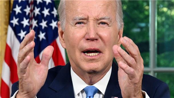 Biden: „Haben einen wirtschaftlichen Kollaps verhindert“ US-Präsident Joe Biden zelebriert die Abwendung eines Zahlungsausfalls der Regierung.