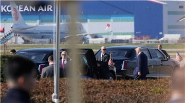 Staatsmedien: Chinas Xi trifft US-Präsident Trump US-Präsident Trump und Chinas Präsident Xi wollen am Rande des Apec-Gipfels sprechen.