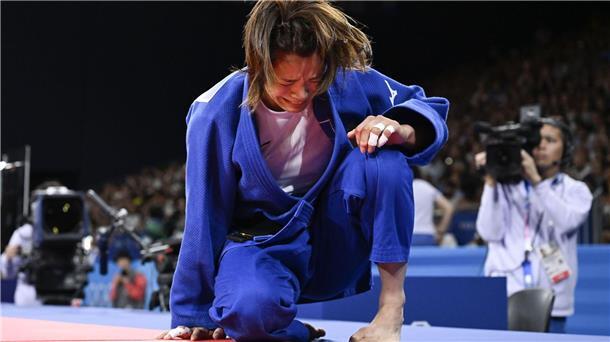 Uta Abe weinte nach ihrem Olympia-Aus noch auf der Matte.