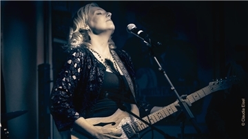 Vanesa Harbek wird beim Winter Blues Festival ihr musikalisches Können zeigen.