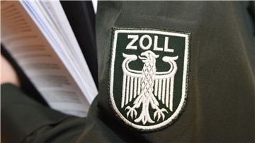 Verbrauchern wird dringend davon abgeraten, Potenzmittel im Internet zu bestellen. (Symbolbild)