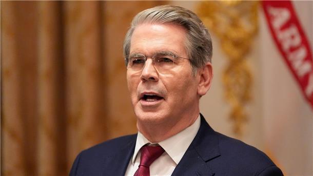 US-Regierung verhängt Sanktionen gegen russische Öl-Firmen Verkündet schärfe US-Sanktionen gegen Russland: US-Finanzminister Scott Bessent. (Archivbild)