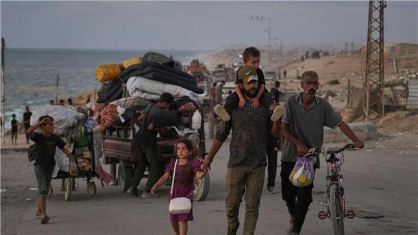 Israels Armee erwartet monatelange Kämpfe in Stadt Gaza Viele Palästinenser können sich eine Flucht aus der Stadt Gaza schlicht nicht leisten.