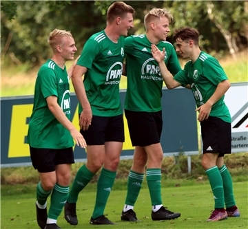 Viermal gab es die Gelegenheit für die Anderlinger Spieler, einen eigenen Treffer zu bejubeln.