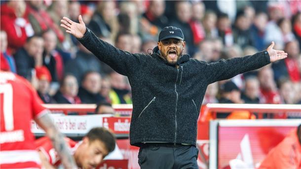 Bayerns Neuer über Patzer: „Treffe falsche Entscheidung“ Vincent Kompany verzichtete auf große Rotation nach dem Kraftakt von Paris.