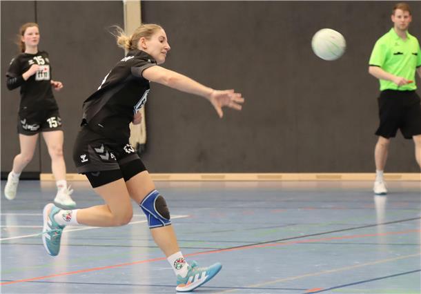 Sittenser Handballerinnen stürmen auf zweiten Tabellenplatz vor Viola Stemmann war mit acht Treffern gegen Eyendorf II die beste Werferin im Team von Trainer Boris Geyer.