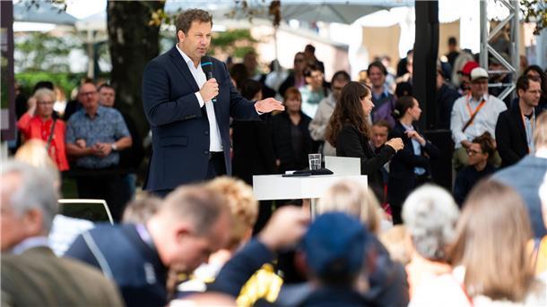 Vizekanzler Klingbeil will ein sozial ausgewogenes Vorgehen.