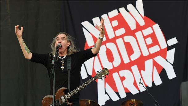Neues Album von New Model Army: Die Rückkehr der Verwegenen Von Anfang an dabei: Justin Sullivan.